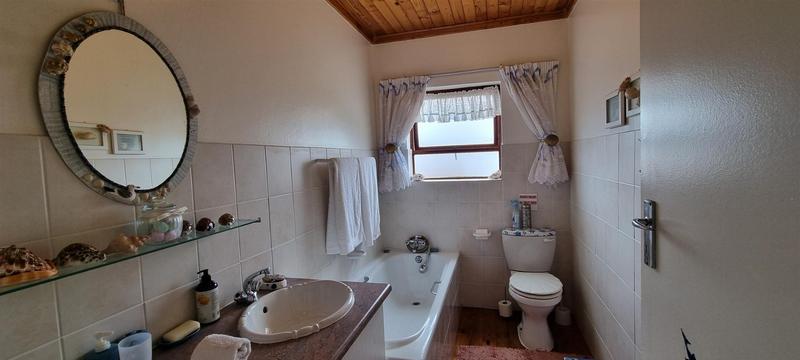 3 Bedroom Property for Sale in Fraaiuitsig Western Cape